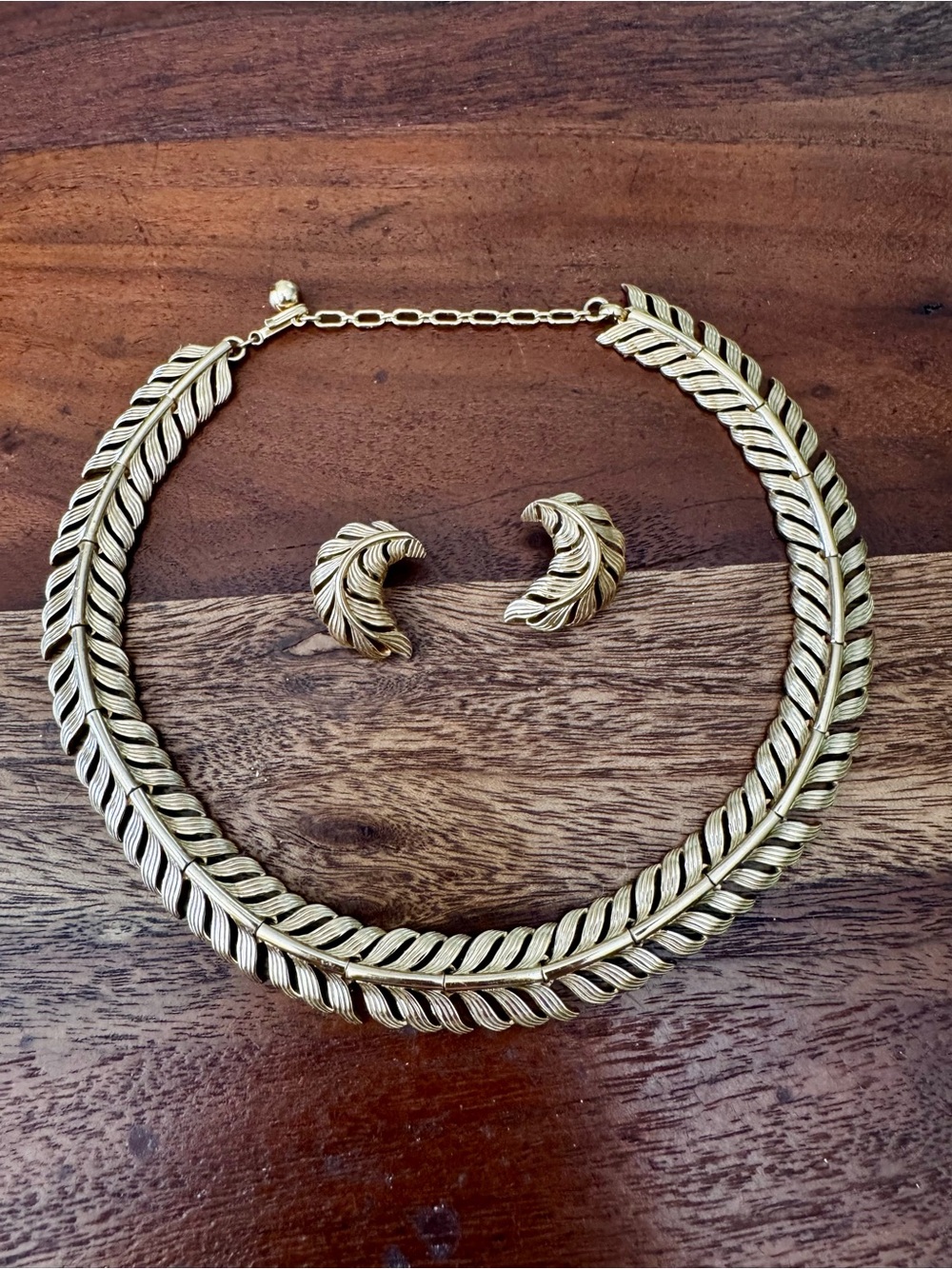Gold-Tone Leaf Collar Necklace with Matching Clip-On Earrings
